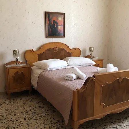Maisonettes Katerina Vintage House Hébergement de vacances Mégas Yialós-Nítes